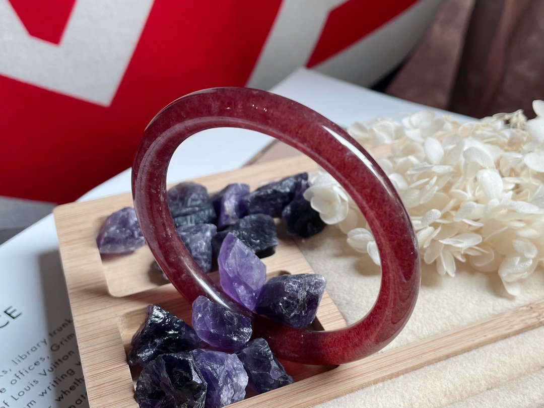 天然草莓晶 美人镯 手镯 水晶镯 - 手链/手环 - 水晶 红色