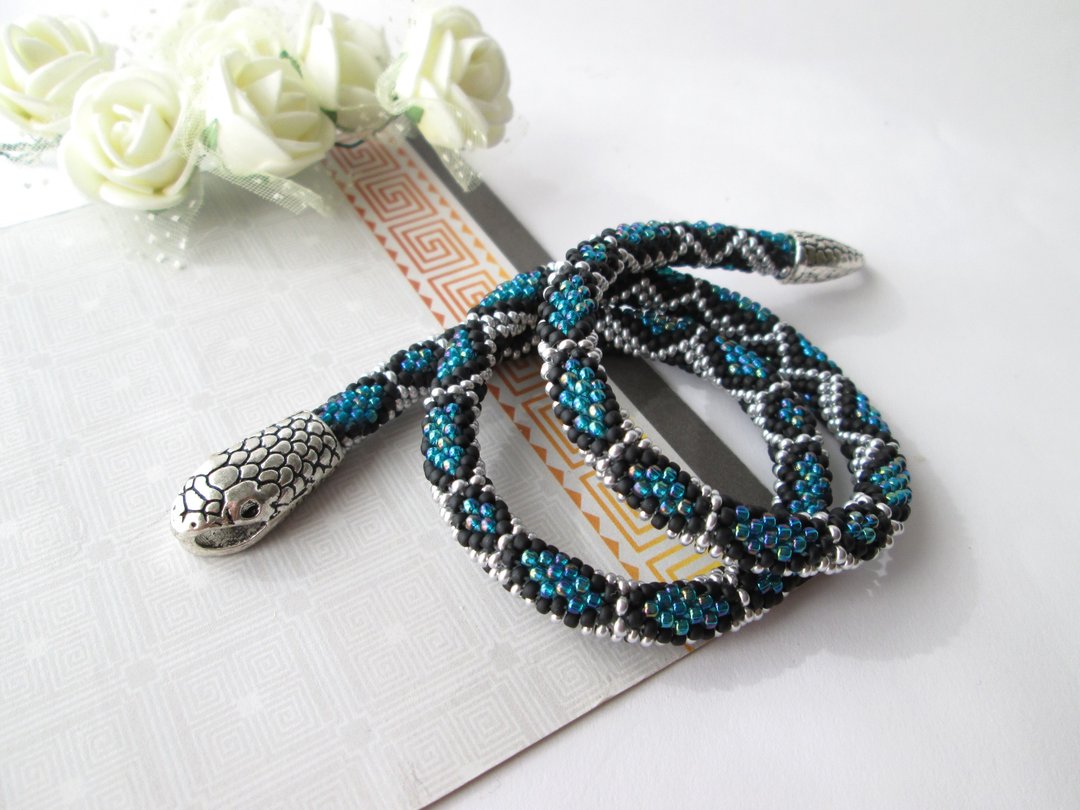 Snake Necklace bracelet Turquoise silver Beaded necklace Ouroboros jewelry Serpe - 手链/手环 - 其他材质 蓝色