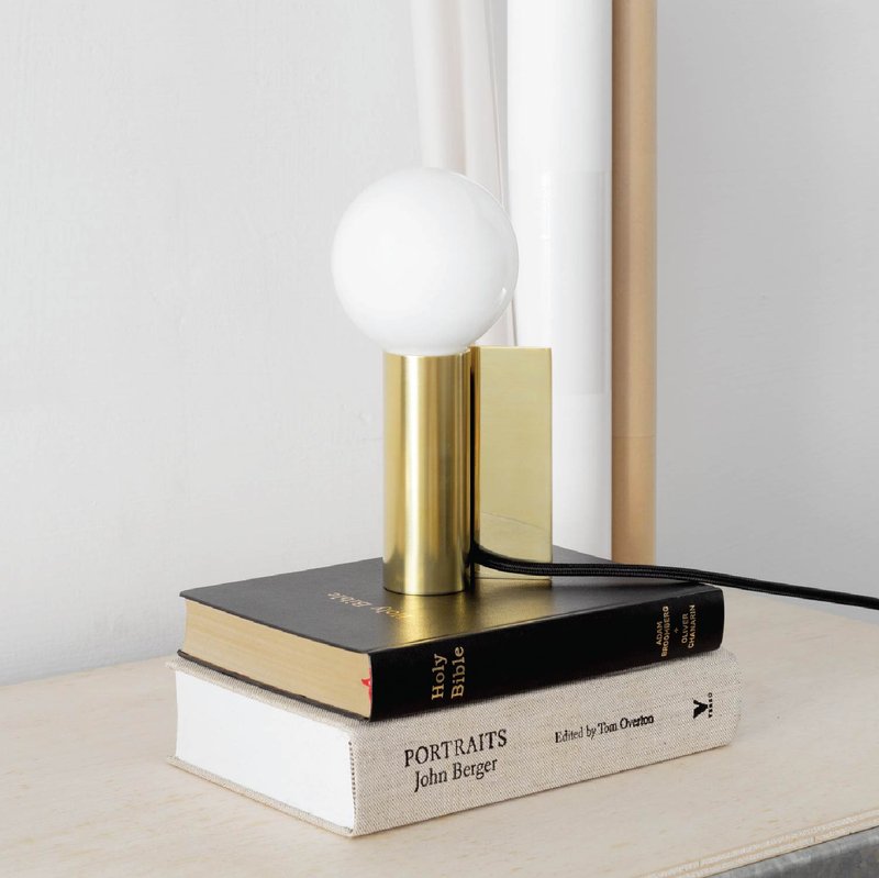 MAKU | 黄铜制桌灯 | 黄铜 - 灯具/灯饰 - 铜/黄铜 金色