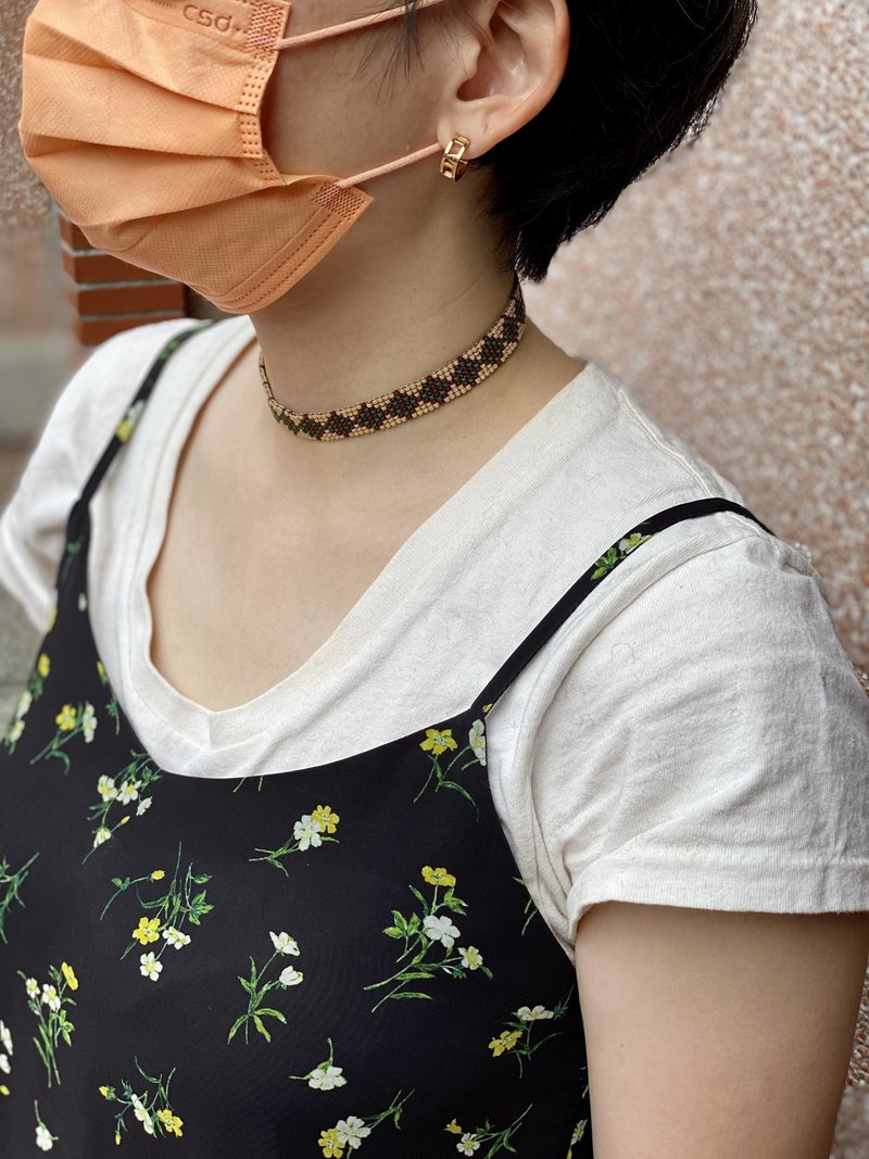 现货 原住民妈妈纯手工编织串珠 大地咖啡色图腾细颈链/手链/两用 - 项链 - 压克力 咖啡色