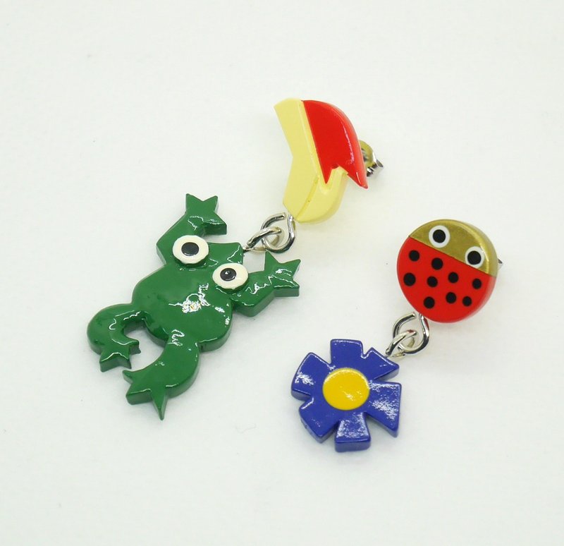 Run Into You Earrings - 耳环/耳夹 - 树脂 多色