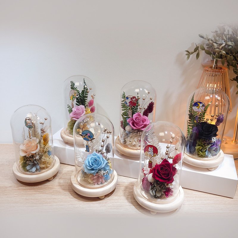 日系永生花LED玻璃罩夜灯/永生花/玫瑰花/摆饰/花礼/礼物/开幕 - 干燥花/捧花 - 植物．花 多色