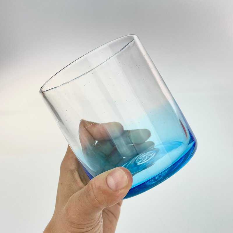海洋蓝威士忌杯 手作玻璃杯 纯手工吹制 - 玻璃杯 - 玻璃 蓝色