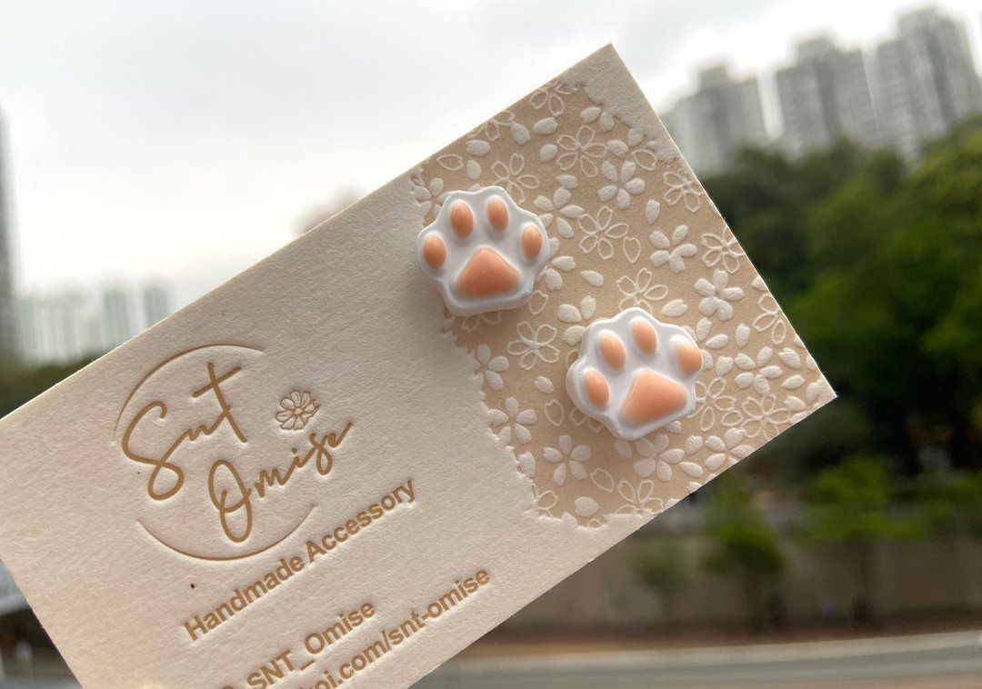 【喵・主子肉球 扩香石口罩扣】香港手作/扩香石饰品/宠物/猫奴 - 口罩 - 其他材质 白色