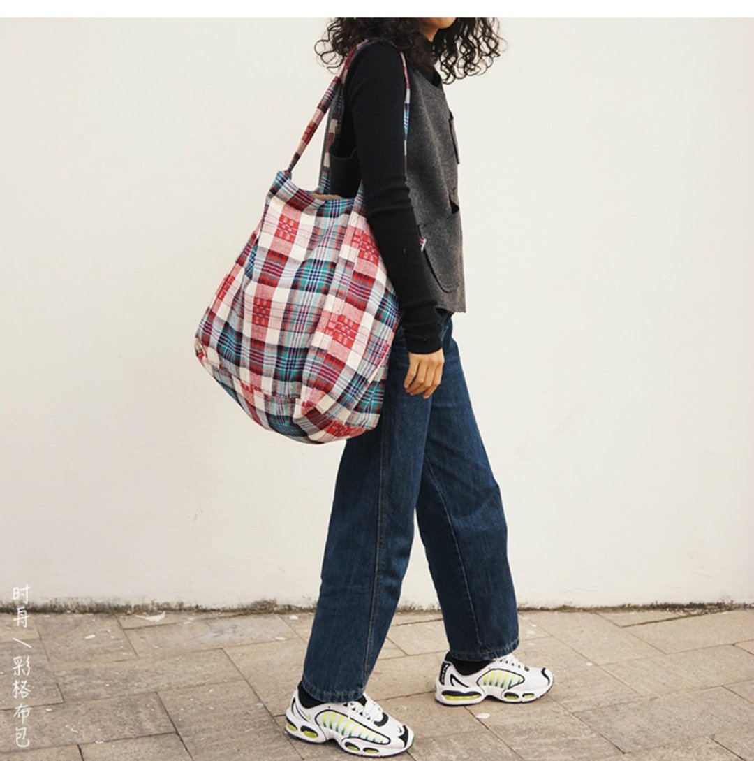 彩格 手織土佈托特大容量肩背包 薄棉布環保購物袋 Tote Bag - 手提包/手提袋 - 棉 红色