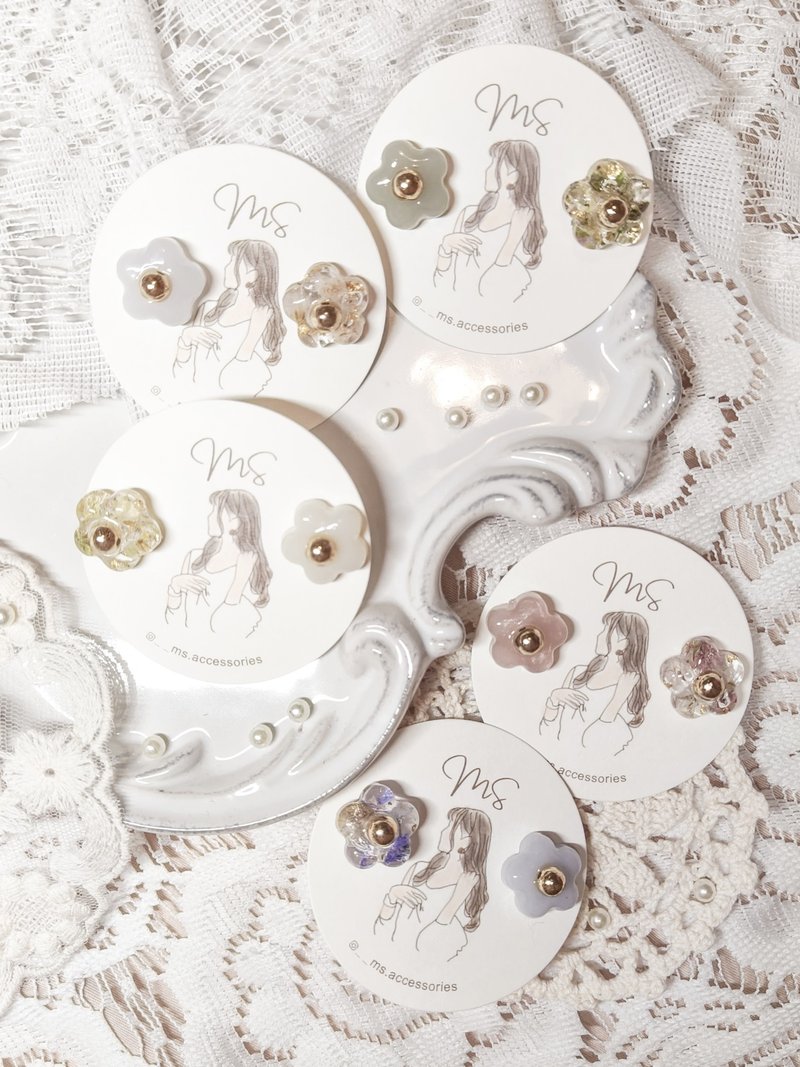 MS ~胀卜卜花花形耳环 - 耳环/耳夹 - 树脂 多色