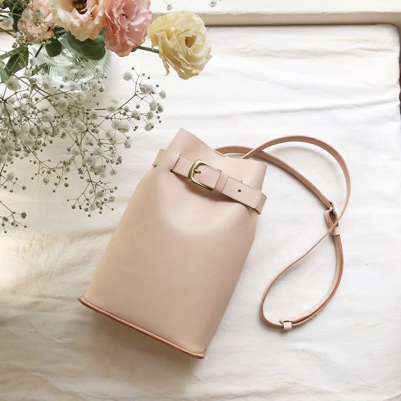 植鞣革平底水桶包_M号_原皮 - 侧背包/斜挎包 - 真皮 橘色