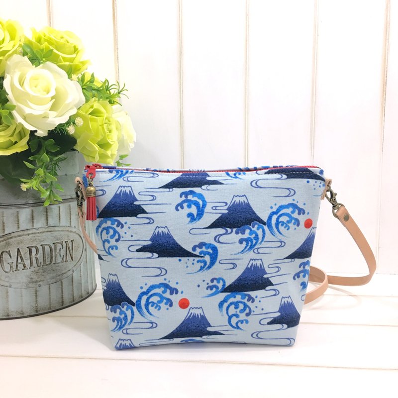 | •R• | 日本云海富士山 | 纯牛皮两用斜背包 - 侧背包/斜挎包 - 棉．麻 