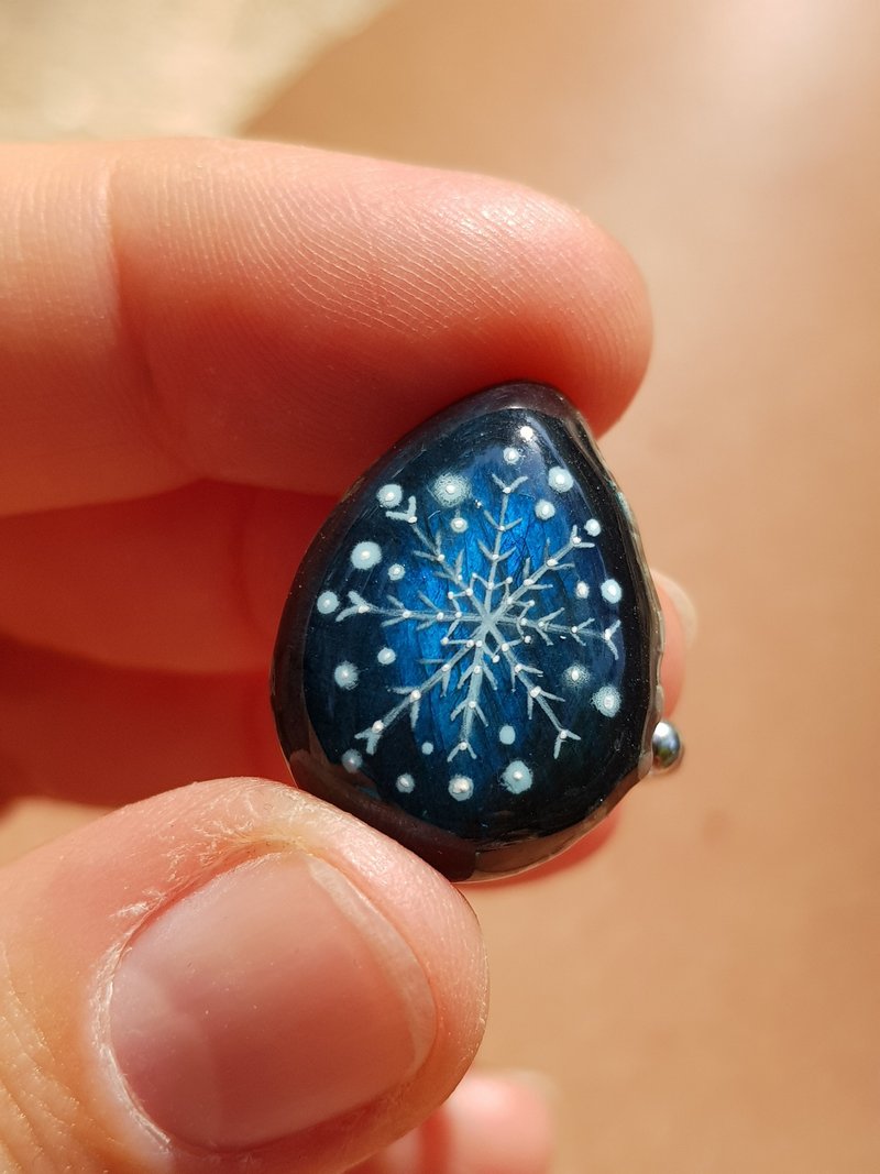 蓝色拉长石戒指宝石上雪花微型油画 - 戒指 - 石头 蓝色