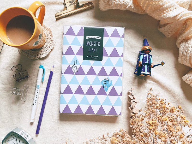 迪梦奇 Monster Diary 小怪兽半年志 v.2 (复刻/三角) - 笔记本/手帐 - 纸 多色