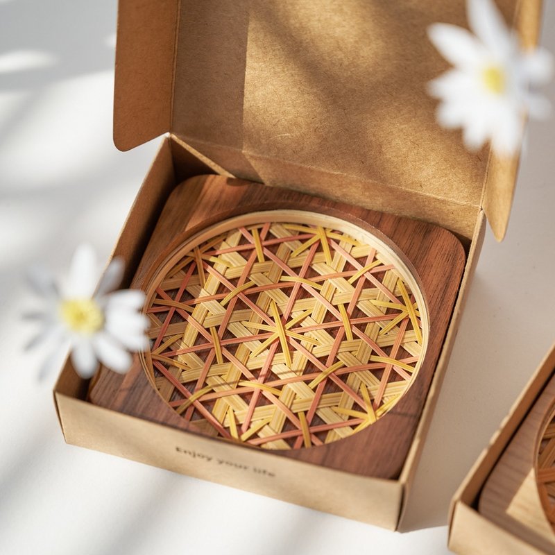 春夏配色 花都开好了 | MIT职人手工竹编杯垫 - 杯垫 - 竹 橘色