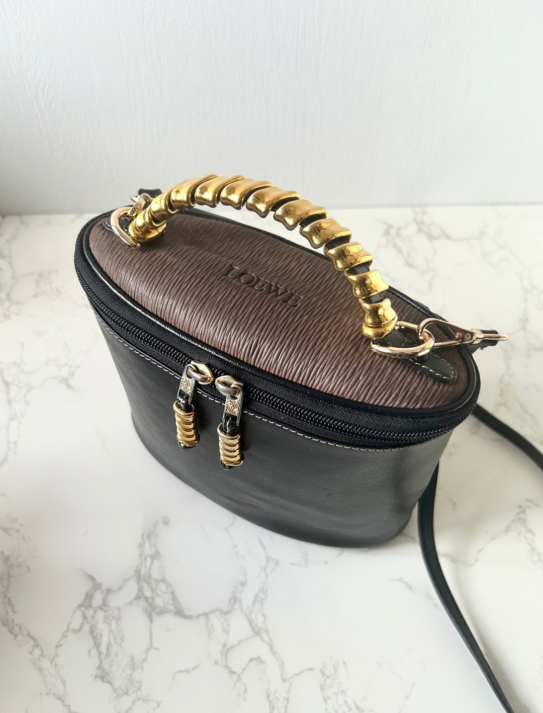 绝版中古包 Loewe 蛇骨黑色盒子包 斜背包 侧背包 单肩包 皮革包 - 侧背包/斜挎包 - 真皮 黑色