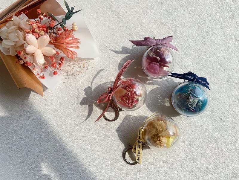 干燥花吊饰 钥匙圈 圣诞礼盒 - 吊饰 - 植物．花 粉红色