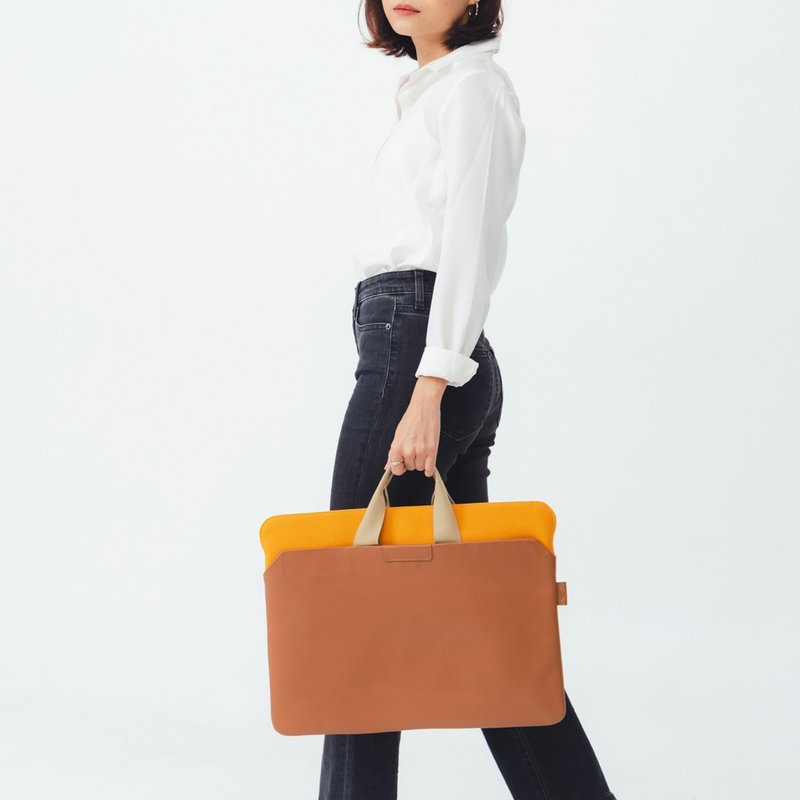 Urban-Laptop Sleeve/Laptop Bag : Tan/Mustard Yellow - 电脑包 - 真皮 黄色