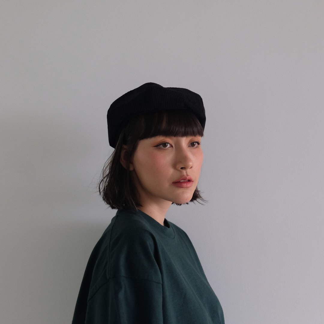 Fortune Palette Beret Hat Corduroy Black Free Size - 帽子 - 其他材质 
