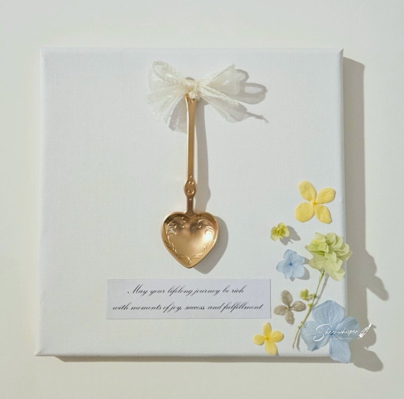 Sheer Whisper_永生花无框画/画布花/纪念物/宝宝纪念/新生祝福 - 干燥花/捧花 - 植物．花 卡其色