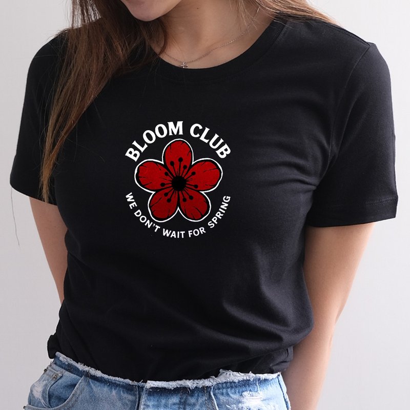 Bloom Club 冷冽绽放 / 街头风梅花短T / We Bloom Anyway 系列 - 女装 T 恤 - 棉．麻 黑色