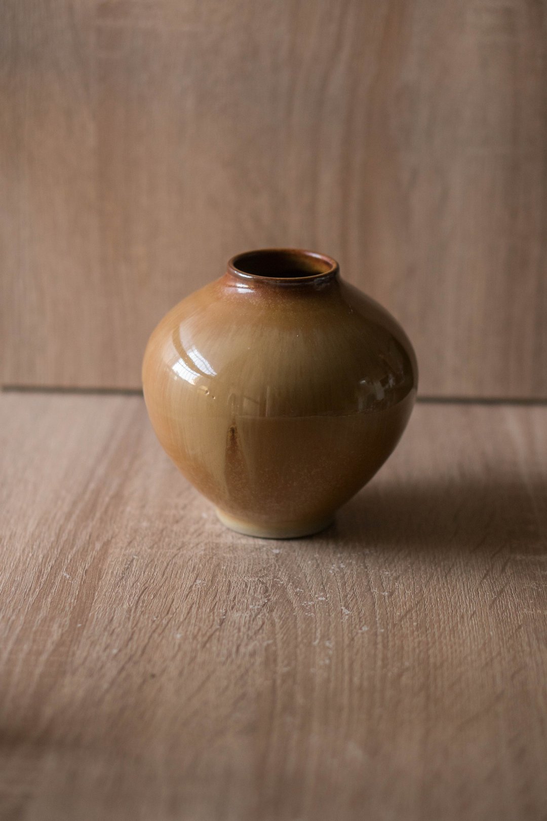 柴烧鹅黄条纹圆型陶瓶 - 花瓶/陶器 - 陶 黄色