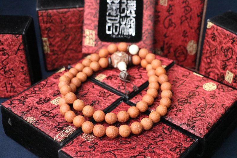 尼泊尔凤眼菩提子 12mm 手持型 白玉祥云雕刻佛头 佛珠念珠定制化 - 项链 - 植物．花 