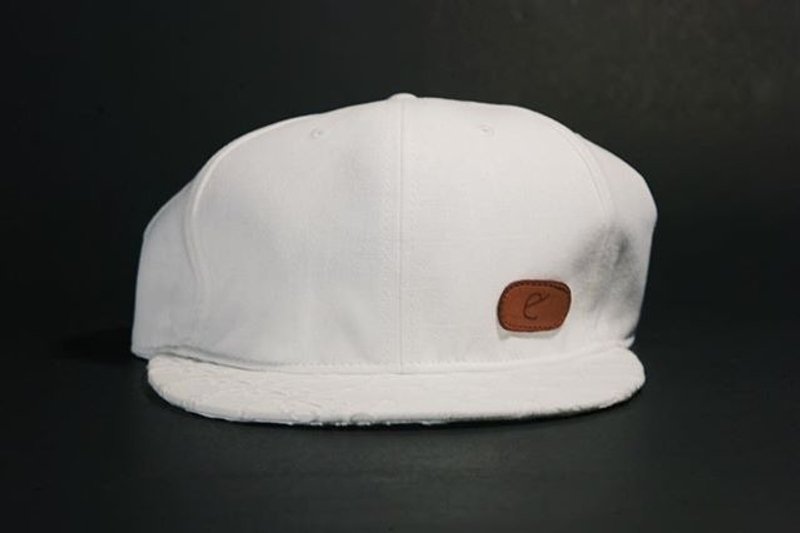 white flower 6panel cap - 帽子 - 棉．麻 白色