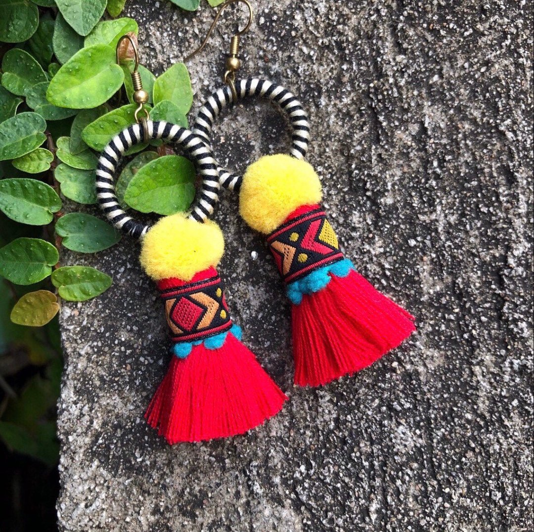 Thread wrapped hoop earrings - Beige tassel earrings , Boho chic hoop ea - 耳环/耳夹 - 其他材质 红色