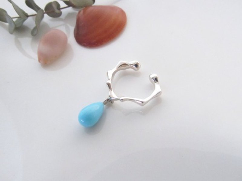 Shaking turquoise ear cuff - 耳环/耳夹 - 纯银 