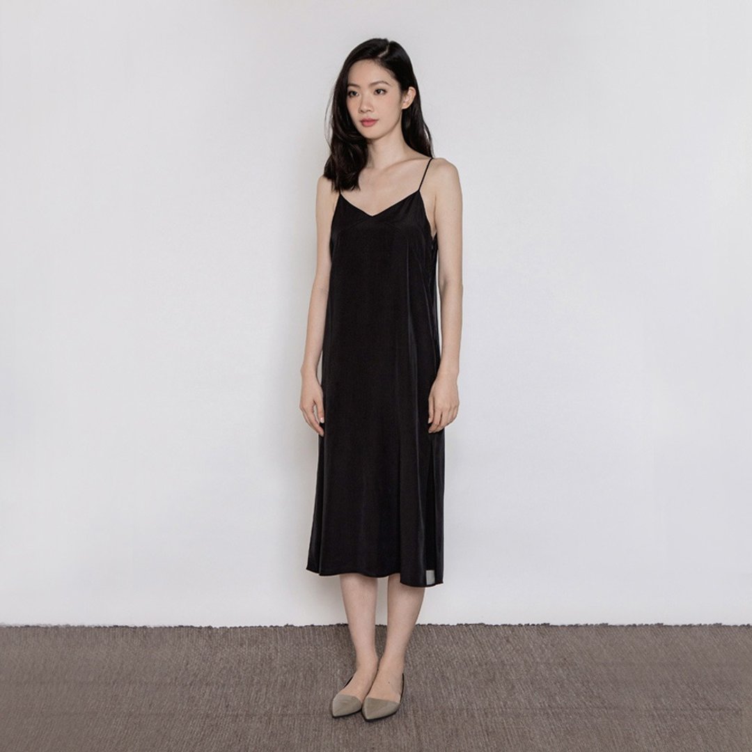 美好时光细肩带洋装 One Fine Day Slip Dress - 洋装/连衣裙 - 其他人造纤维 多色