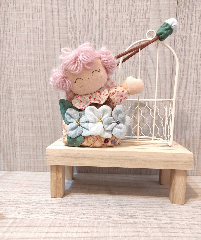 绣球花娃娃钥匙包-吊饰 - 吊饰 - 棉．麻 