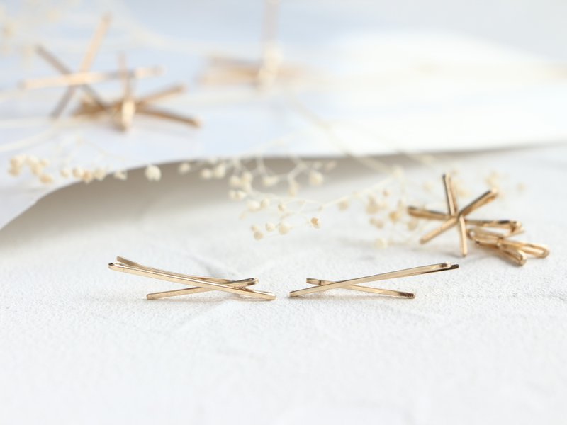 14kgf-2way(pierced earrings/clip-on) W bar line - 耳环/耳夹 - 宝石 金色