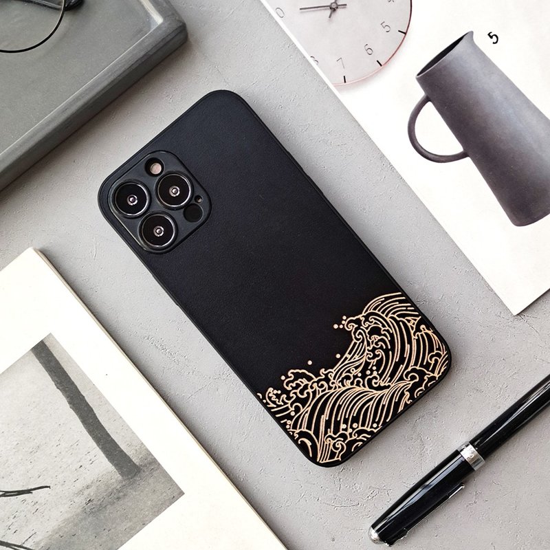 乘风破浪| 玄黑phone15promax手机壳14pro皮革手机套苹果13mini - 手机壳/手机套 - 真皮 黑色