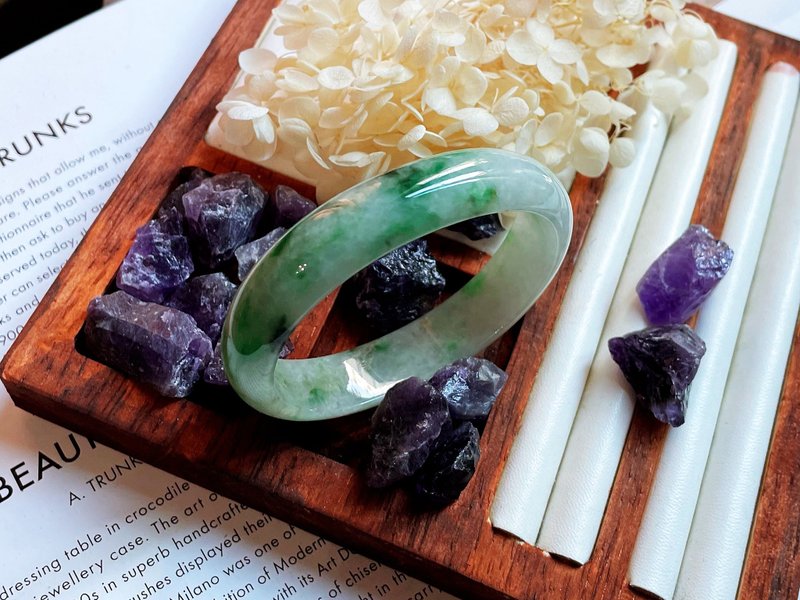 天然翡翠A货缅甸玉冰阳绿飘花 玉镯 贵妃镯 - 手链/手环 - 玉石 绿色