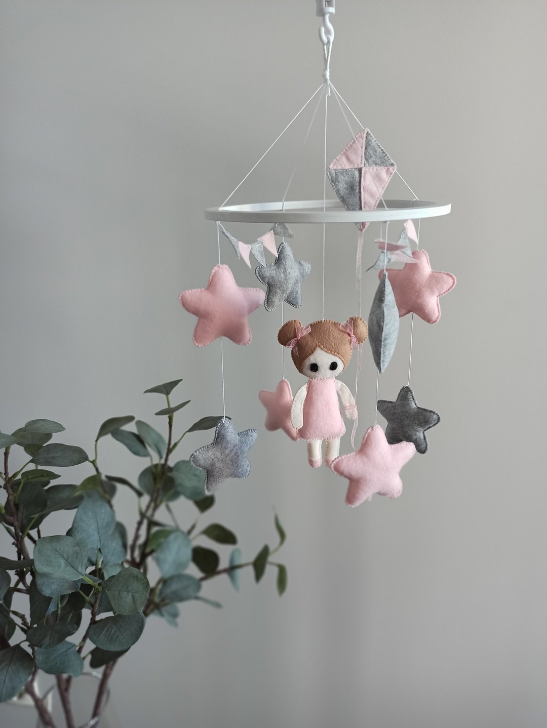 Crib baby mobile, Pink mobile for a girl, Mobile with a kite, Gift for new mom. - 玩具/玩偶 - 环保材料 粉红色
