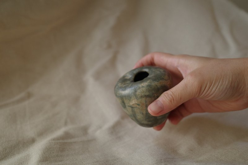 手捏小花瓶 - 夏日池塘 - 花瓶/陶器 - 陶 绿色