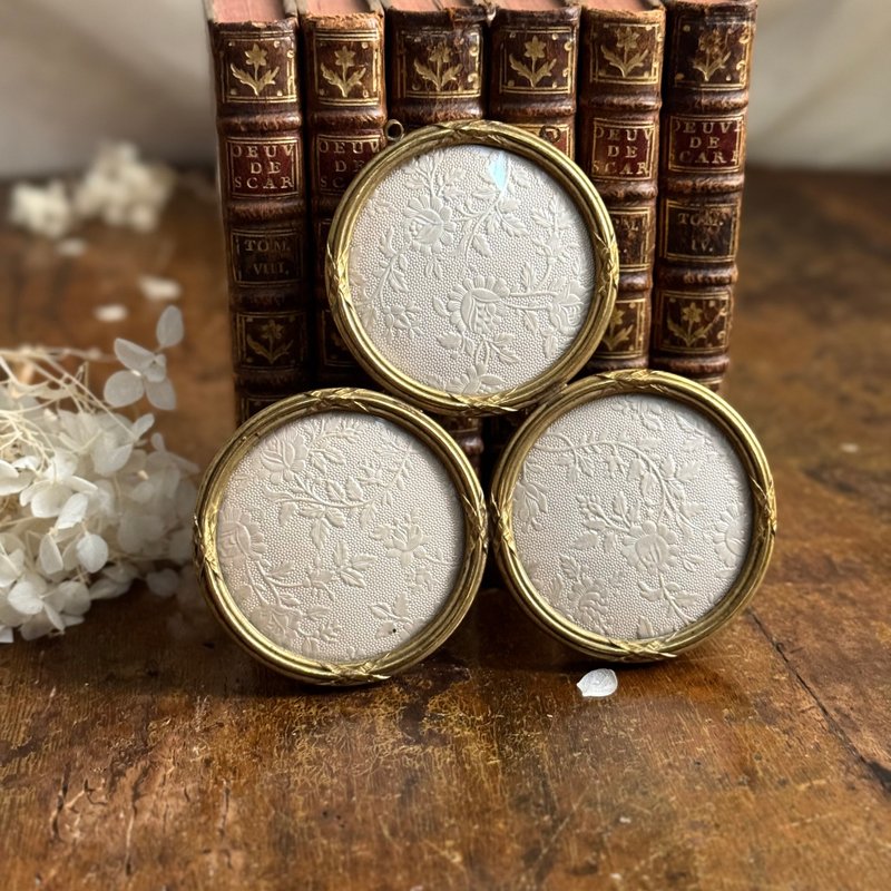 *50842-罕见法国古董黄铜连体微型相框 - 摆饰 - 其他材质 