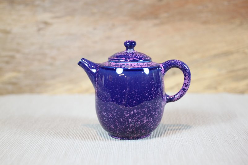 【快速出货】蓝钧釉 桶形壶 莺歌名家叶敏祥手工作品 圣诞节 - 茶具/茶杯 - 陶 
