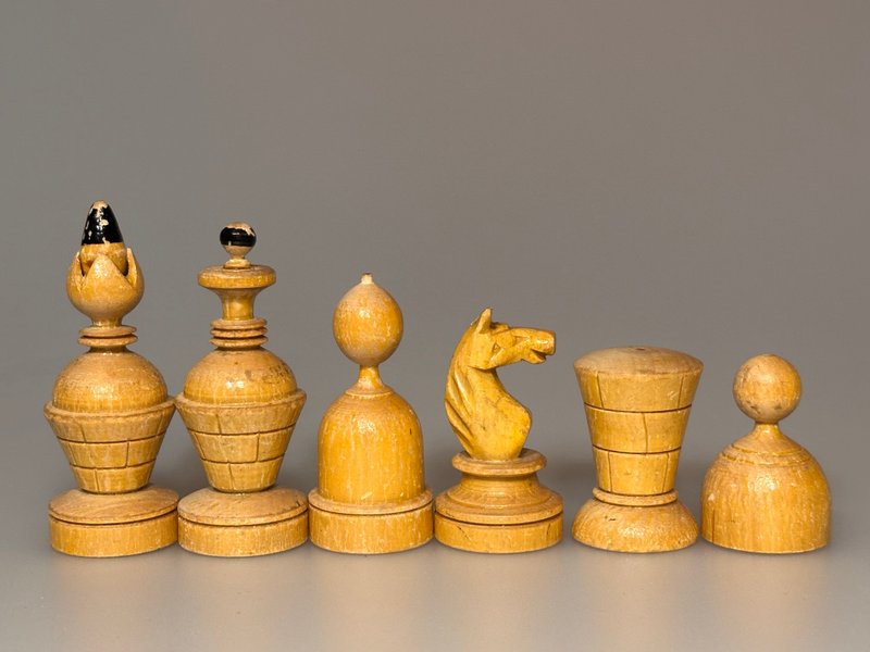 最稀有的俄罗斯苏联建构主义国际象棋套装（小型） - 桌游/玩具 - 木头 黑色