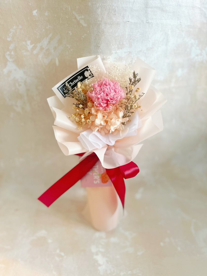 只限香港 母亲节花束系列 尊贵妈妈 红色 康乃馨 永生花 保鲜花 - 干燥花/捧花 - 植物．花 红色