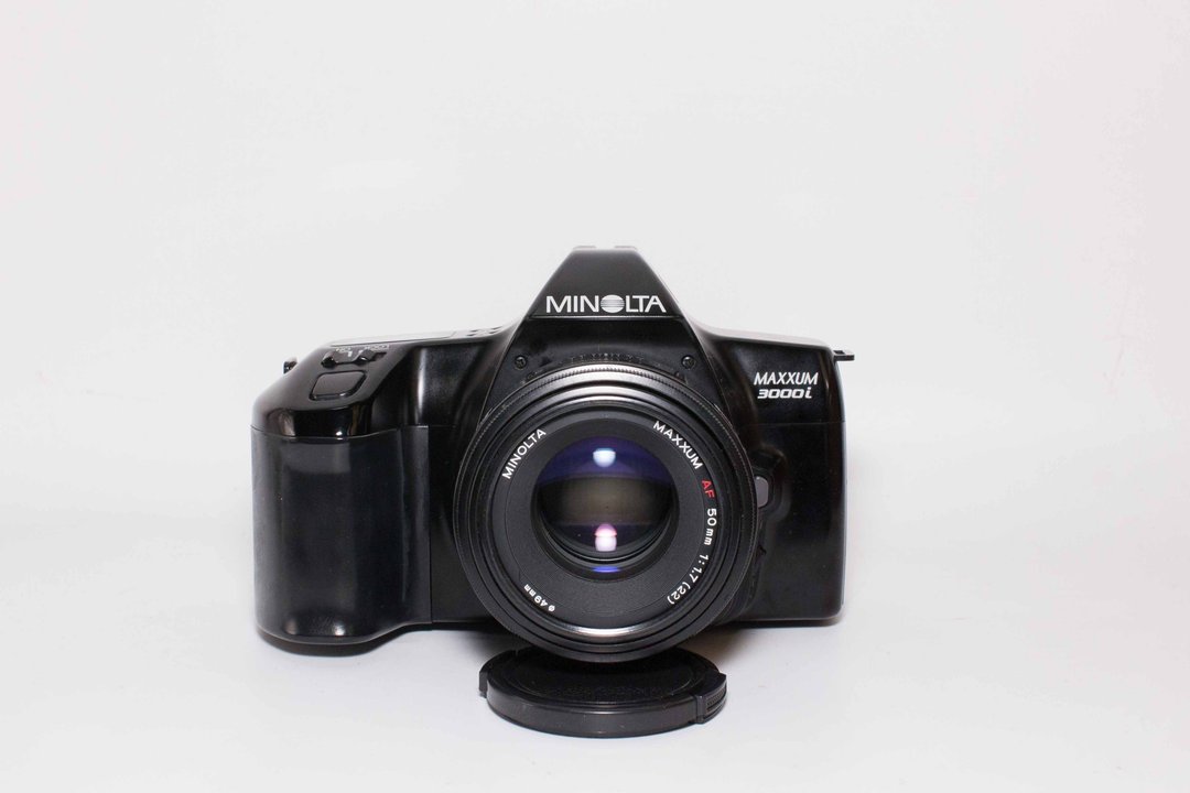 Minolta Maxxum 3000i +50mm f1.7 人像鏡頭 底片相機 - 相机 - 陶 黑色
