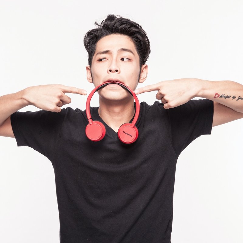 BRIGHT JOYNFC无线蓝牙耳机 很红的红 - 耳机 - 塑料 红色