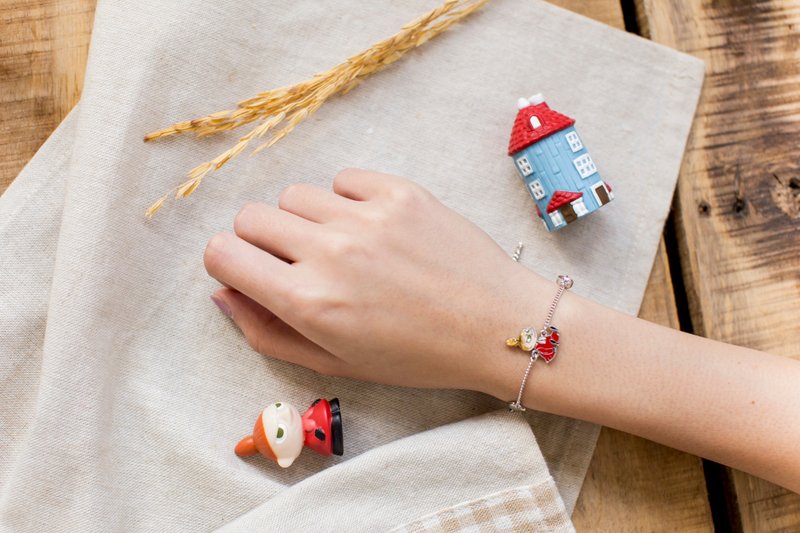 Bracelet with Colored Little My Pendant and Pink Crystal - 手链/手环 - 其他金属 多色