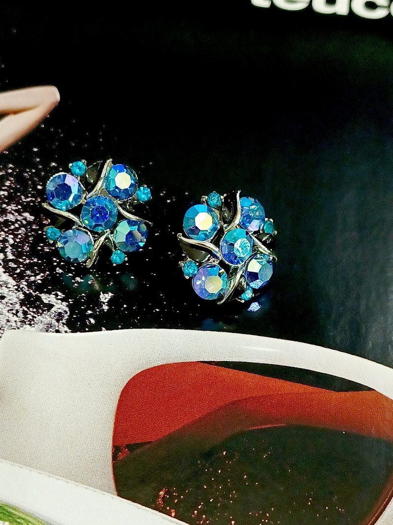 vintage jewelry  LISNER 蓝色极光来茵花卉 夹式耳环 - 耳环/耳夹 - 其他金属 