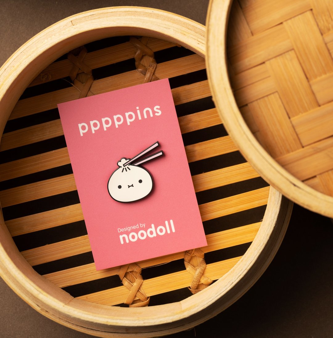 夹小笼包 Noodoll 珐琅别针 - 胸针 - 其他金属 白色