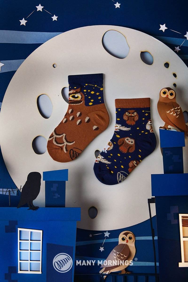 猫头鹰们的星空 - 小童不对称袜子 鸳鸯袜 香港独家贩售 - 袜子 - 棉．麻 咖啡色