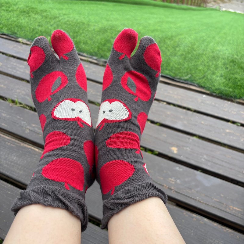 足袋袜 两趾袜(红苹果)日本文化足袋短袜 23~25cm - 袜子 - 棉．麻 