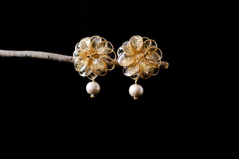 仙女金粉-金色 - 耳环/耳夹 - 塑料 金色