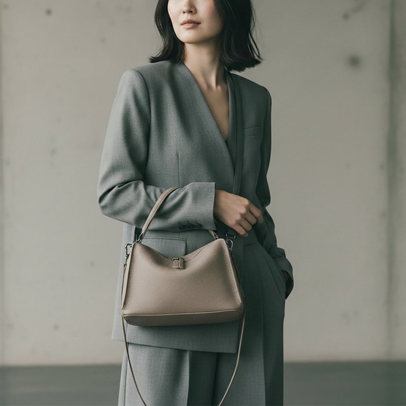 Valley Cube M Shoulder Bag陶土棕-侧背包/斜背包/单肩包/真皮包 - 侧背包/斜挎包 - 真皮 卡其色