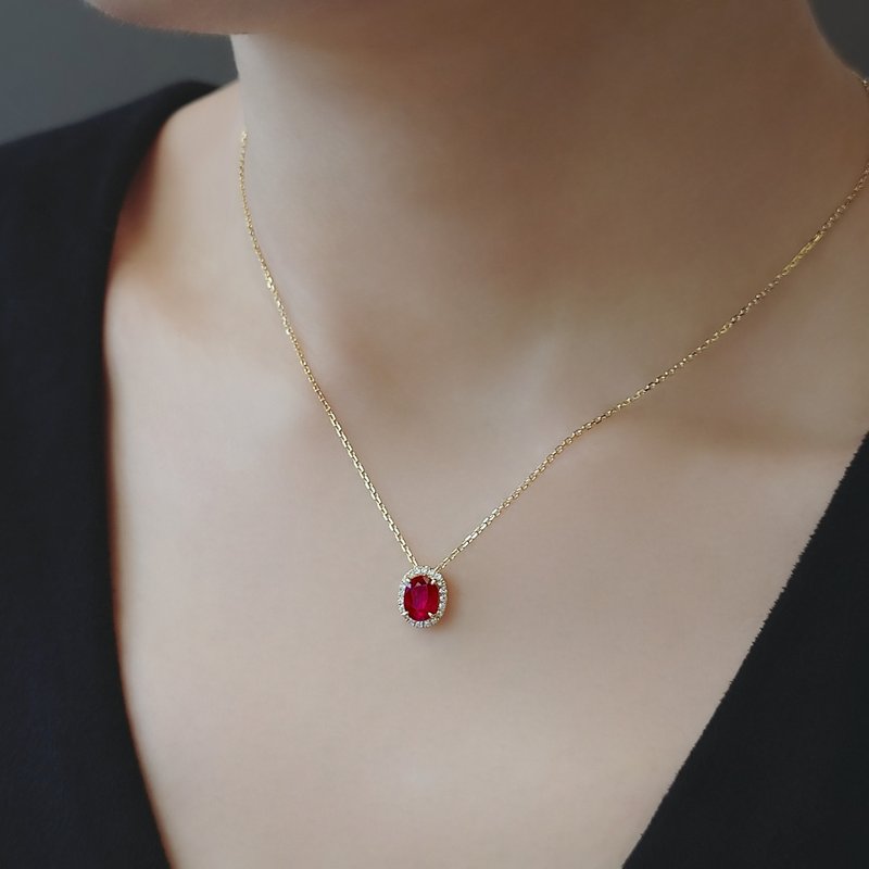 限量现货 - 天然缅甸红宝 椭圆切割 微镶钻石 纯 18K 黄金项链 - 项链 - 宝石 红色