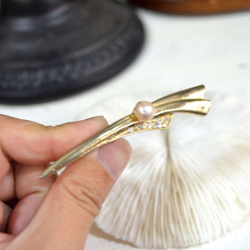 简约镀金流条闪钻真珍珠胸针 高贵优雅 日本高级二手古着珠宝首饰 - 胸针 - 其他材质 金色