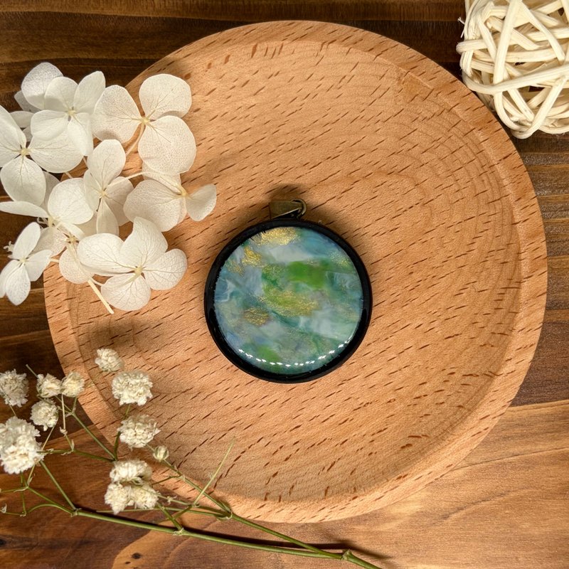 樽盖再生项链吊坠-蓝绿白金晕染 NP017 - 项链 - 环保材料 