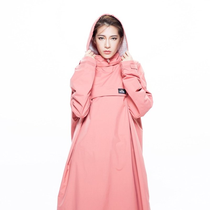 (完售)【MORR】PostPosi反穿雨衣【殷砖红】_专为机车族设计 - 雨伞/雨衣 - 防水材质 粉红色